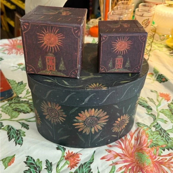 Bobs Vintage Stacking Nesting Boxes - Picture 5 of 7